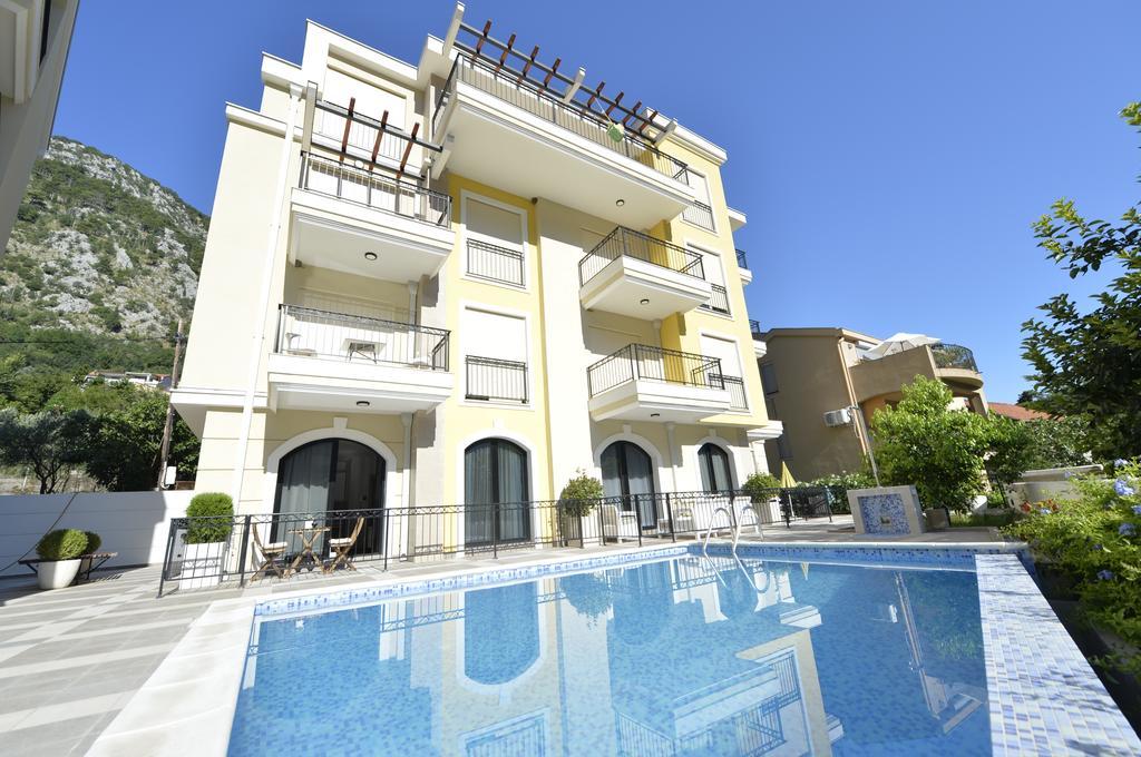 Posto Capitano C Group Apartment Kotor Ngoại thất bức ảnh