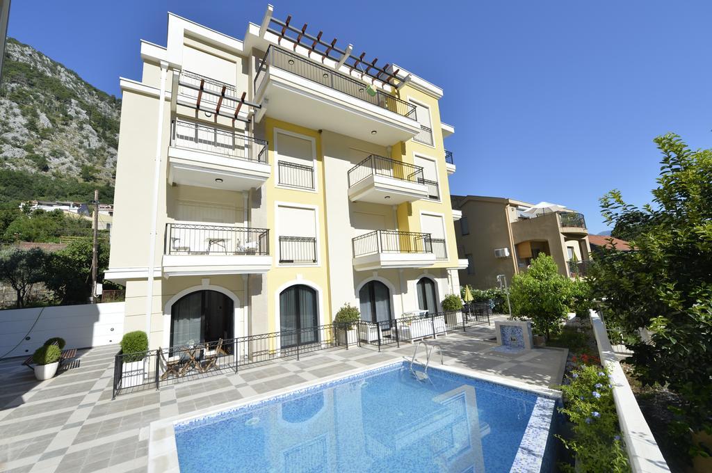 Posto Capitano C Group Apartment Kotor Ngoại thất bức ảnh