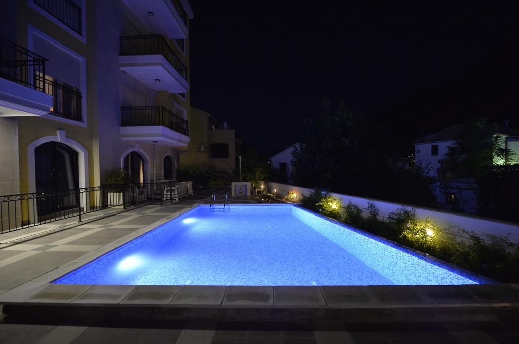 Posto Capitano C Group Apartment Kotor Ngoại thất bức ảnh